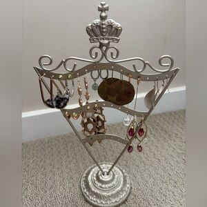 Elegant Silver Earring Stand